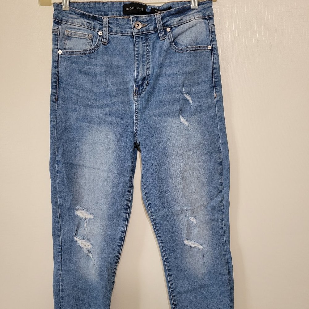 Kendall & Kylie Distressed Cropped Jeans